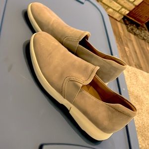 27 Edit Dionne Grey Suede Shoes 8.5